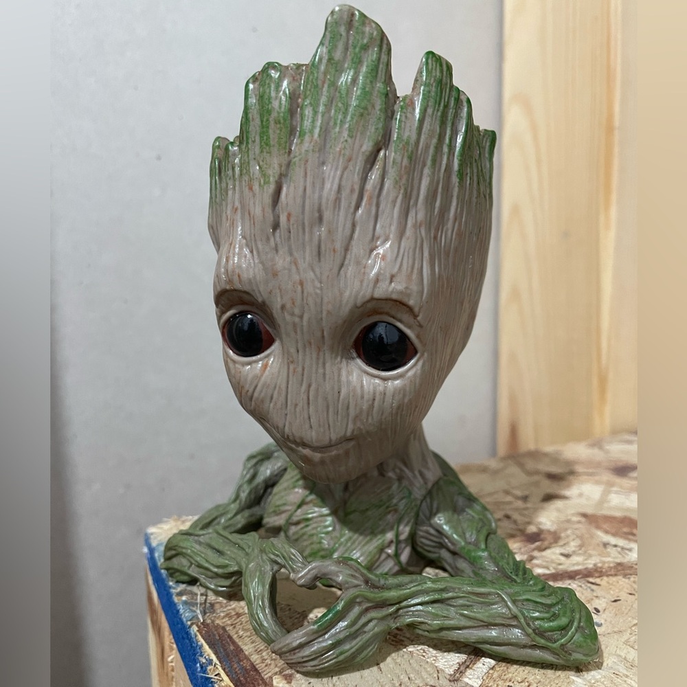 Adorable Baby Groot Tree Man Guardians of The Galaxy Planter or Pen Holder